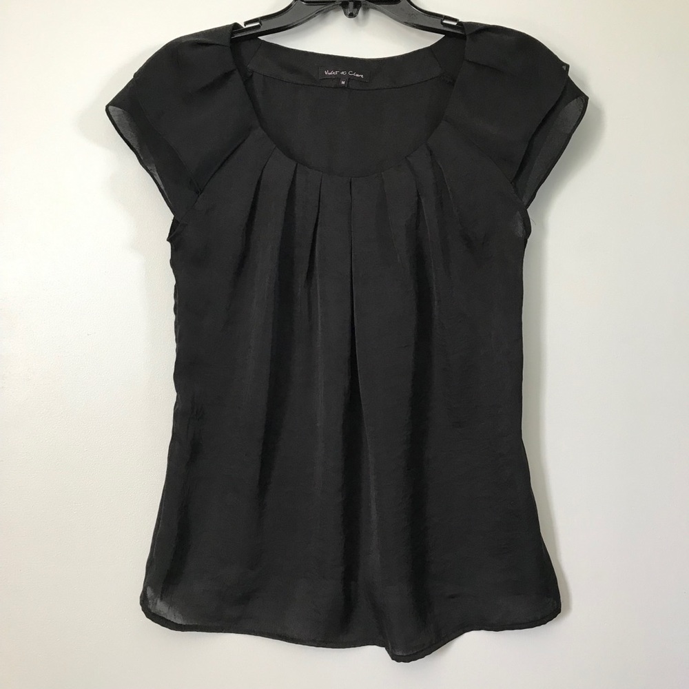 Violet & Claire Valentine Pleated Blouse Black
